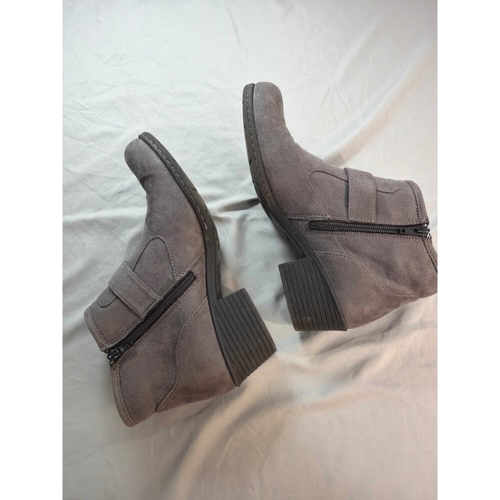 Born b.o.c  Ophelia Gray Ankle Boots women's size 9.5 - Picture 4 of 4